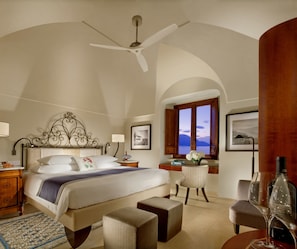 Frette Italian sheets, premium bedding, down duvets, Select Comfort beds
