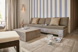 Facials, massage/treatment rooms