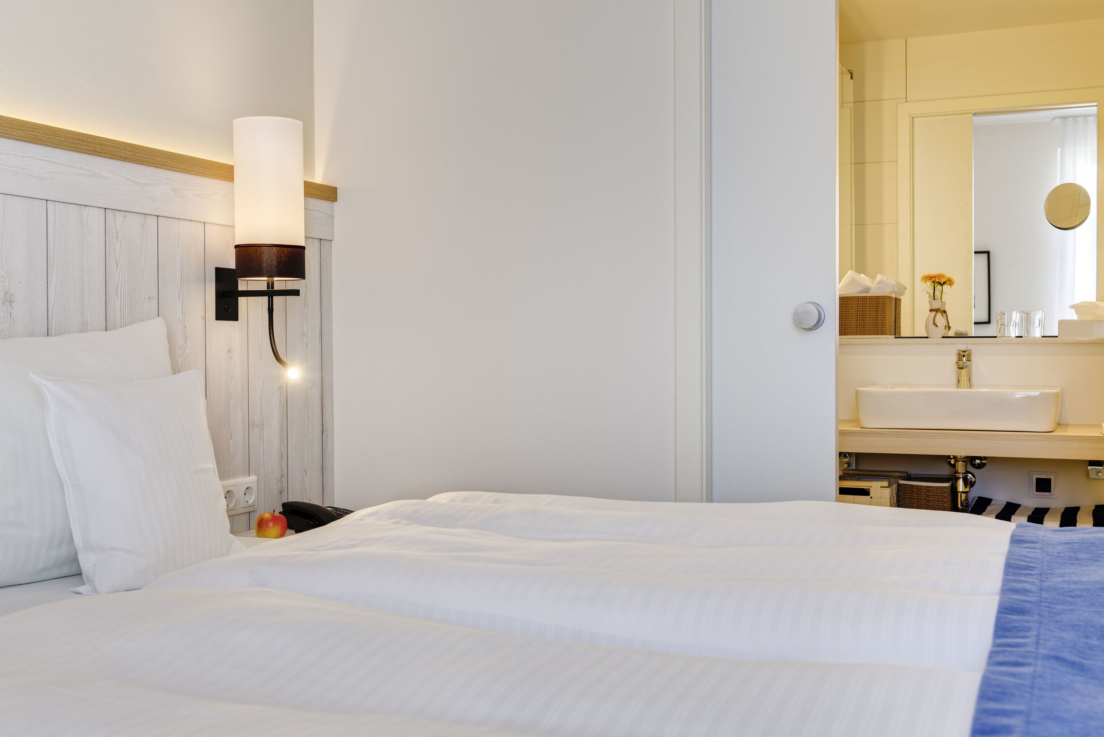 1 bedroom, hypo-allergenic bedding, down duvets, in-room safe