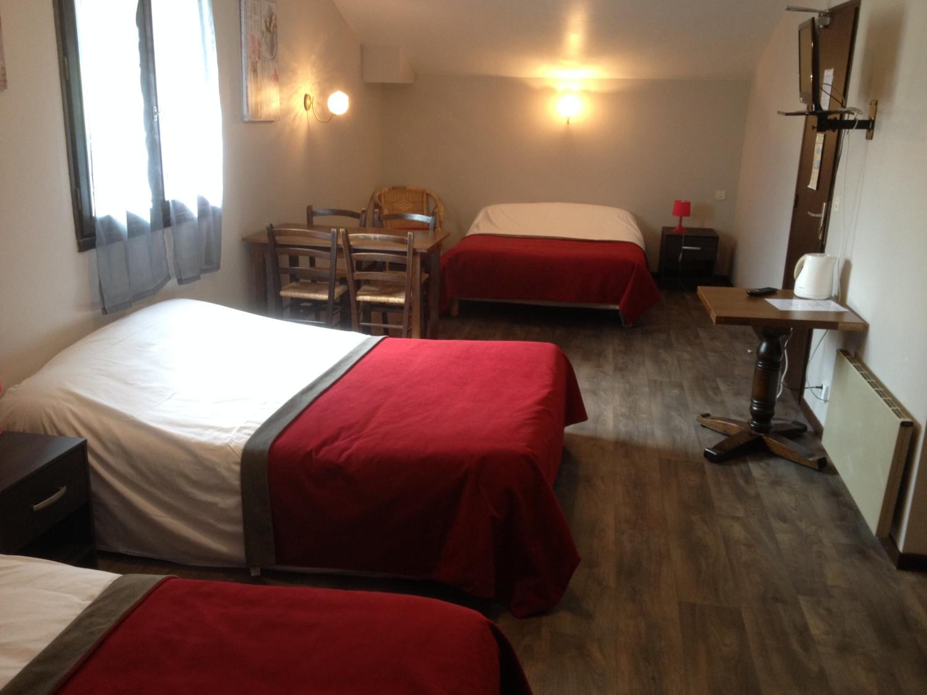 individually decorated, individually furnished, desk, soundproofing