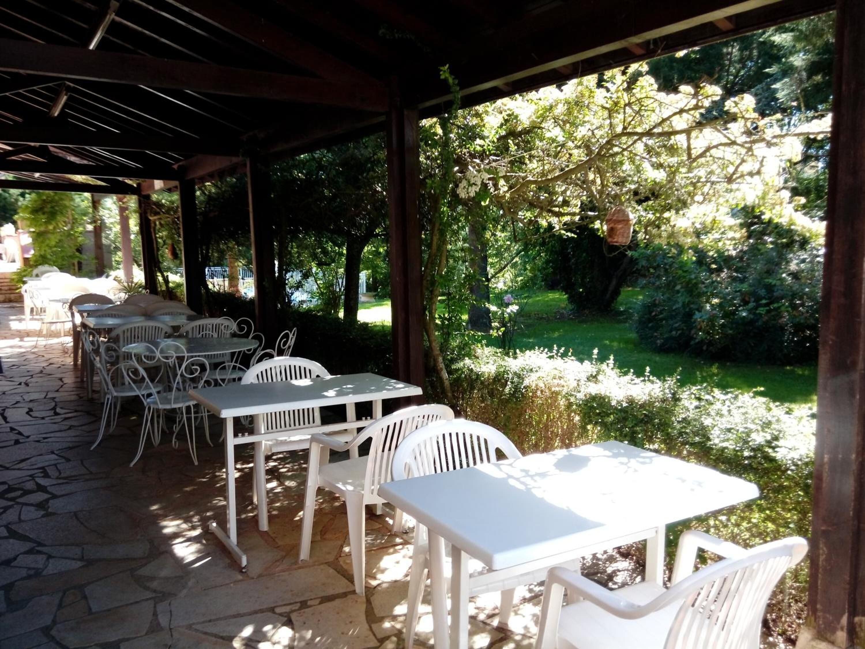 breakfast, dinner served; french cuisine, pool views