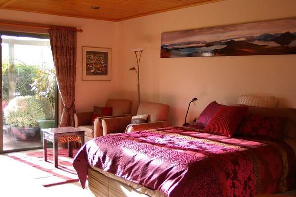 Literie de qualité supérieure, surmatelas, décoration personnalisée