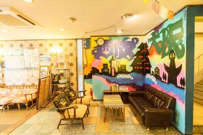 Lobby lounge - Hotel Toyo (Osaka)