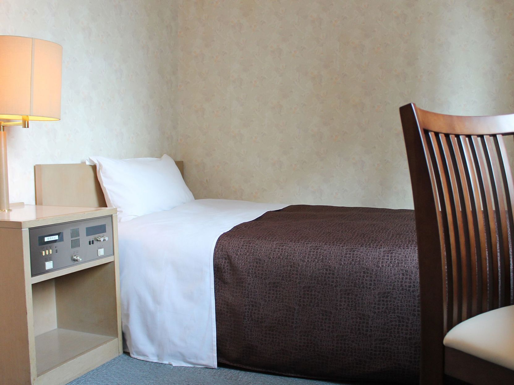 Individually decorated, desk, iron/ironing board, free WiFi