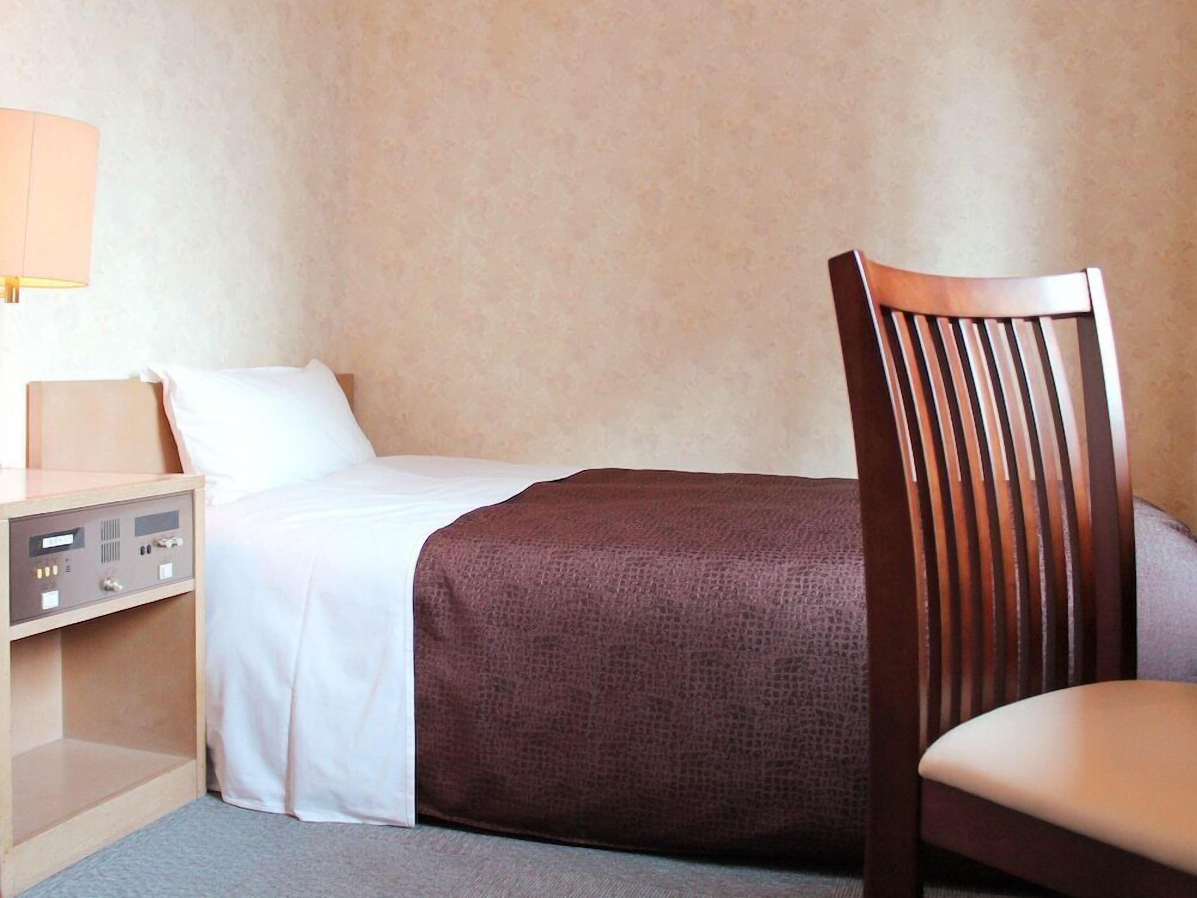 Individually decorated, desk, iron/ironing board, free WiFi