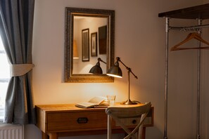 Room - The Countryman Inn (Dorchester)