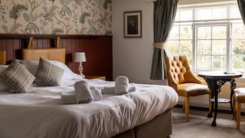 Double Room, Ensuite | Egyptian cotton sheets, premium bedding, desk, laptop workspace
