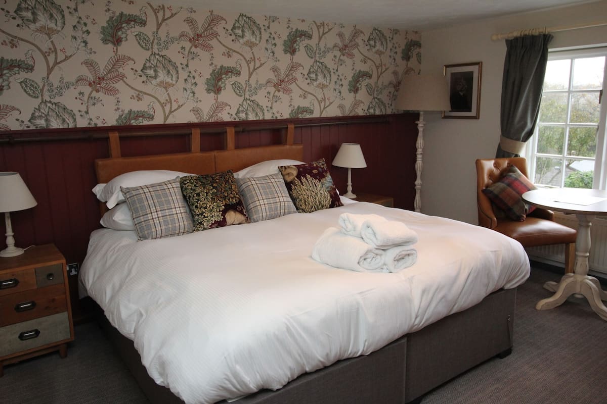 Double Room, Ensuite (Double or Twin)