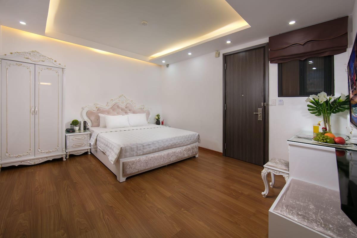 Elegance Double/Twin | Minibar, in-room safe, desk, soundproofing