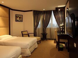 Deluxe Room | Dilengkapkan perabot secara berasingan, seterika/papan seterika 