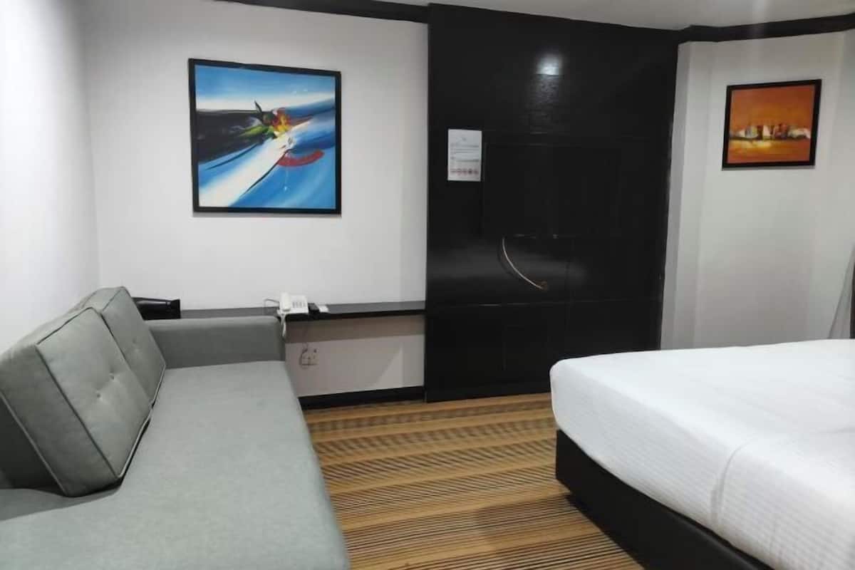 Iron/ironing board (on request), rollaway beds, free WiFi