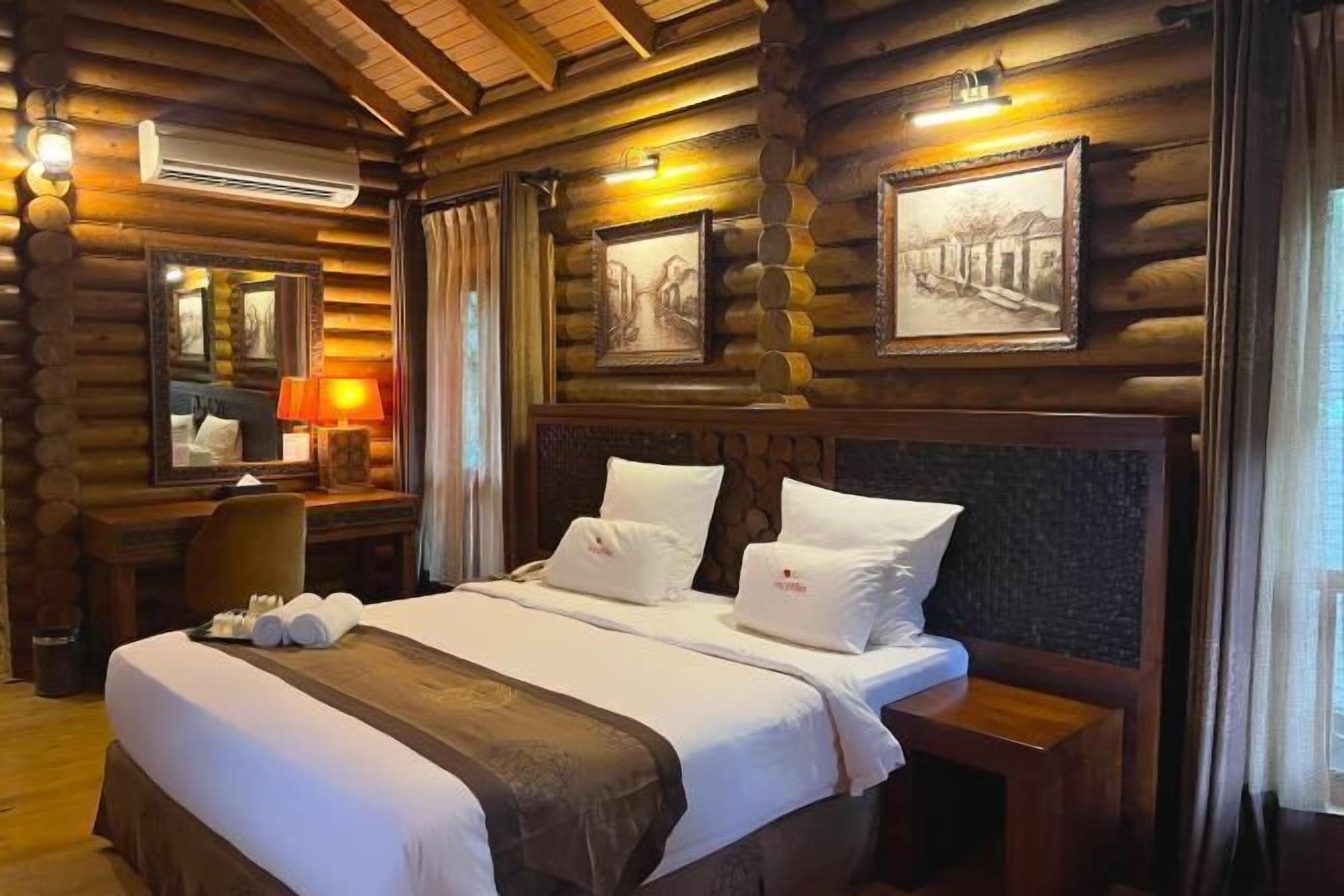 Minibar, in-room safe, blackout curtains, iron/ironing board