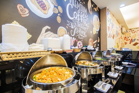 Buffet. Sanduo Hotel