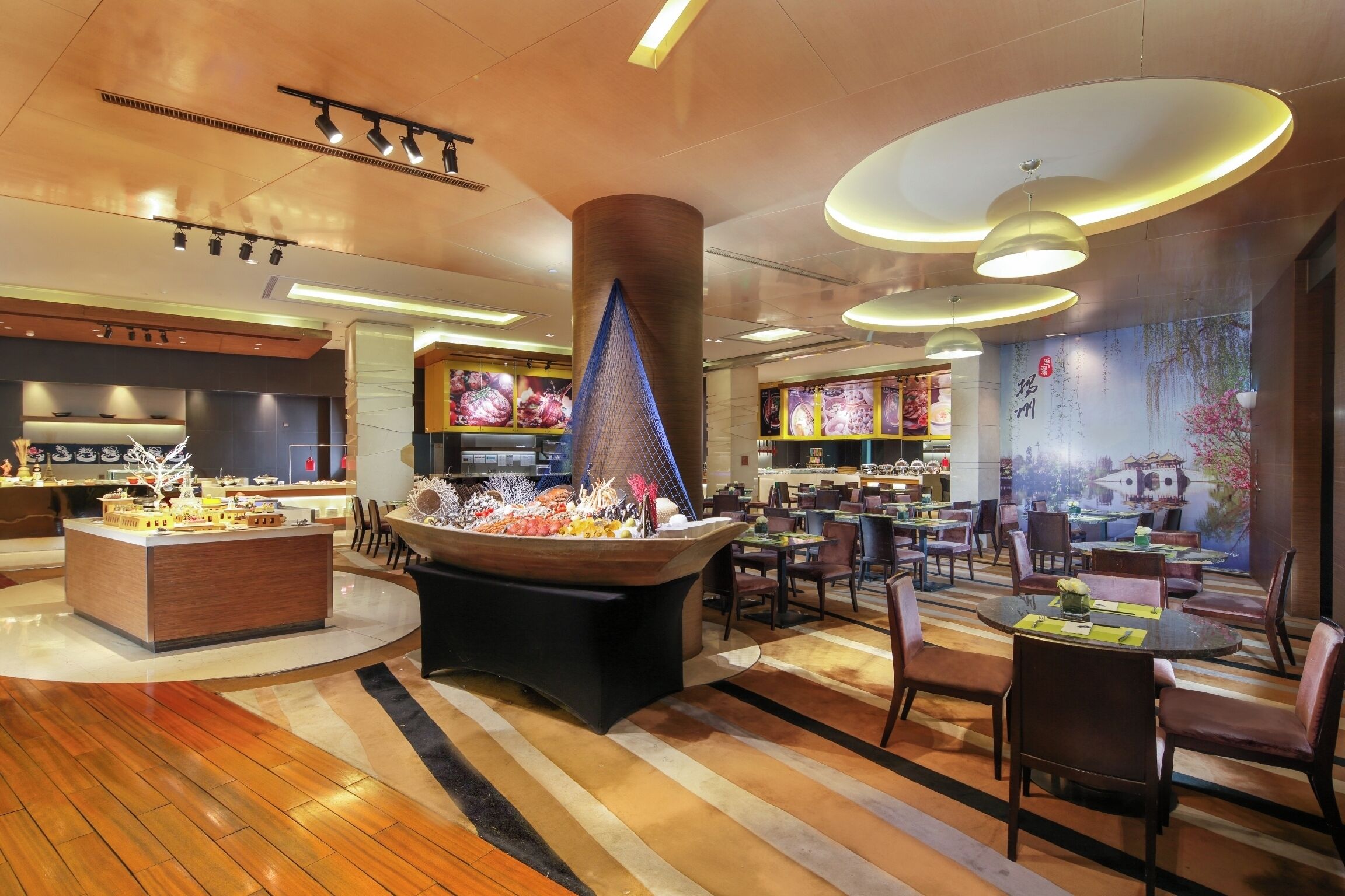 breakfast, lunch and dinner served