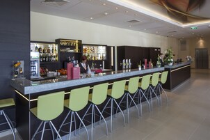 酒吧（店内）