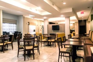 Restaurant - Sleep Inn & Suites Marion - Military Institute (Marion)