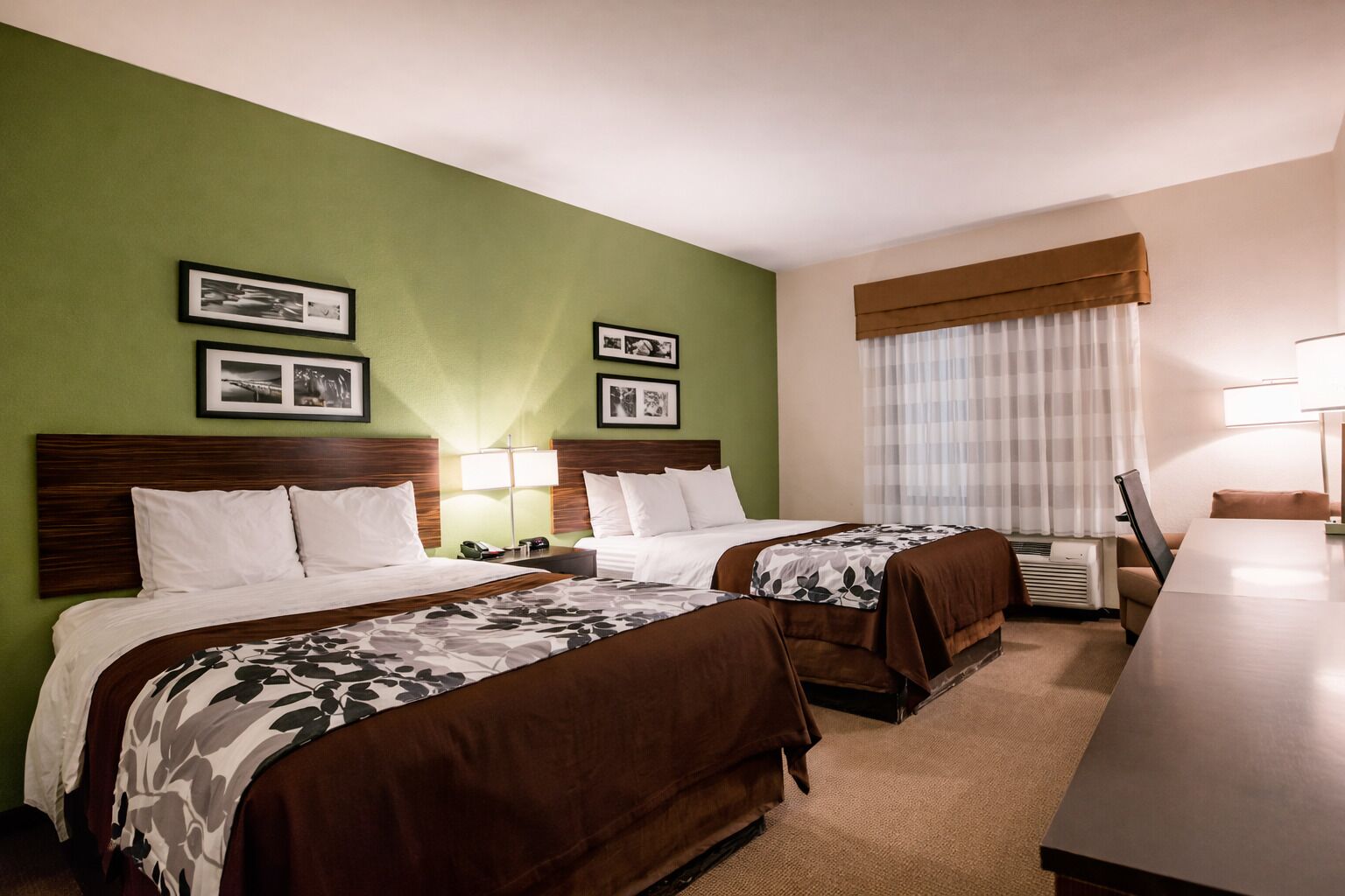 Desk, iron/ironing board, free WiFi, bed sheets