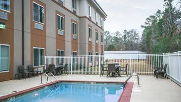 Seasonal outdoor pool