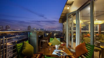 2 bar/lounge, bar panoramico