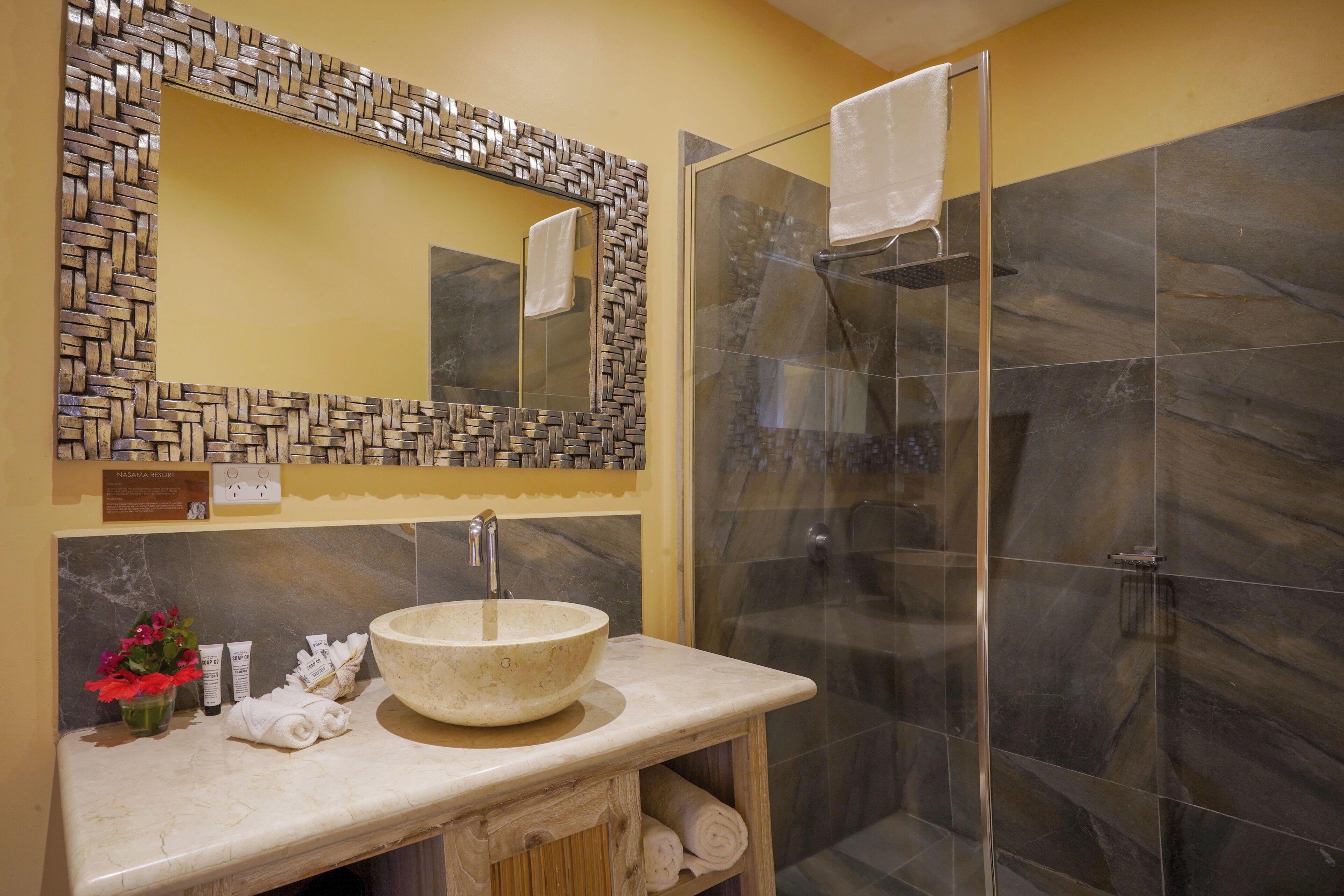 seaview two-bedroom apartment | bathroom | shower, free toiletries, hair dryer, towels