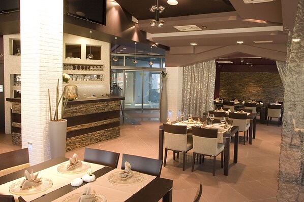 Breakfast served - Diadem (Omis)