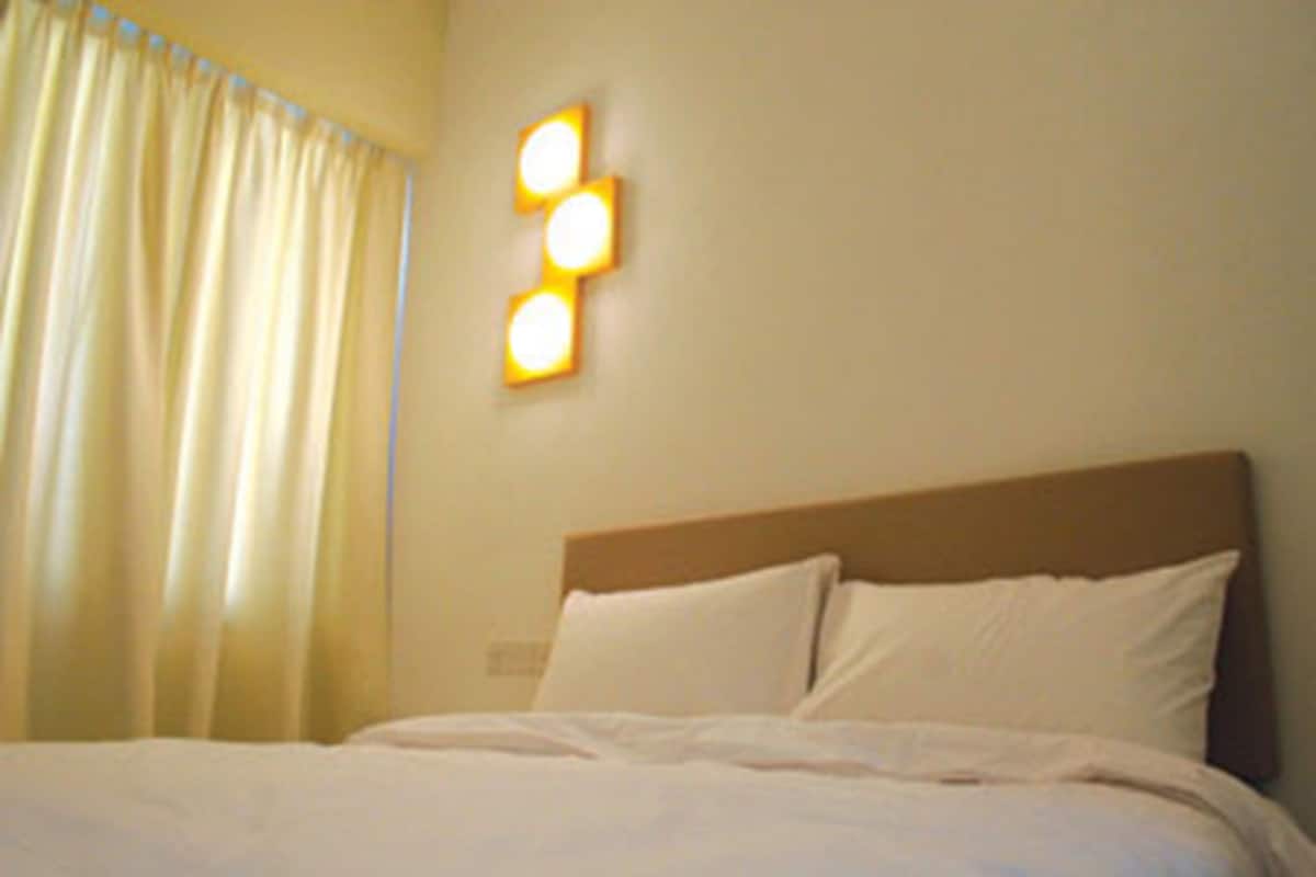 In-room safe, rollaway beds, free WiFi