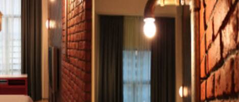 In-room safe, rollaway beds, free WiFi