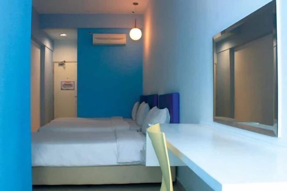 In-room safe, rollaway beds, free WiFi