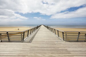 Plage à proximité, sable blanc