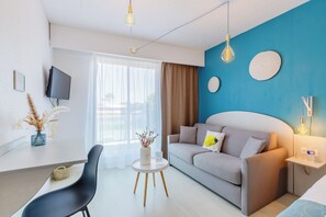 Rom – signature | Senger med Select Comfort-madrass, individuelt innredet og skrivebord