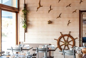 Daily buffet breakfast (EUR 14 per person)