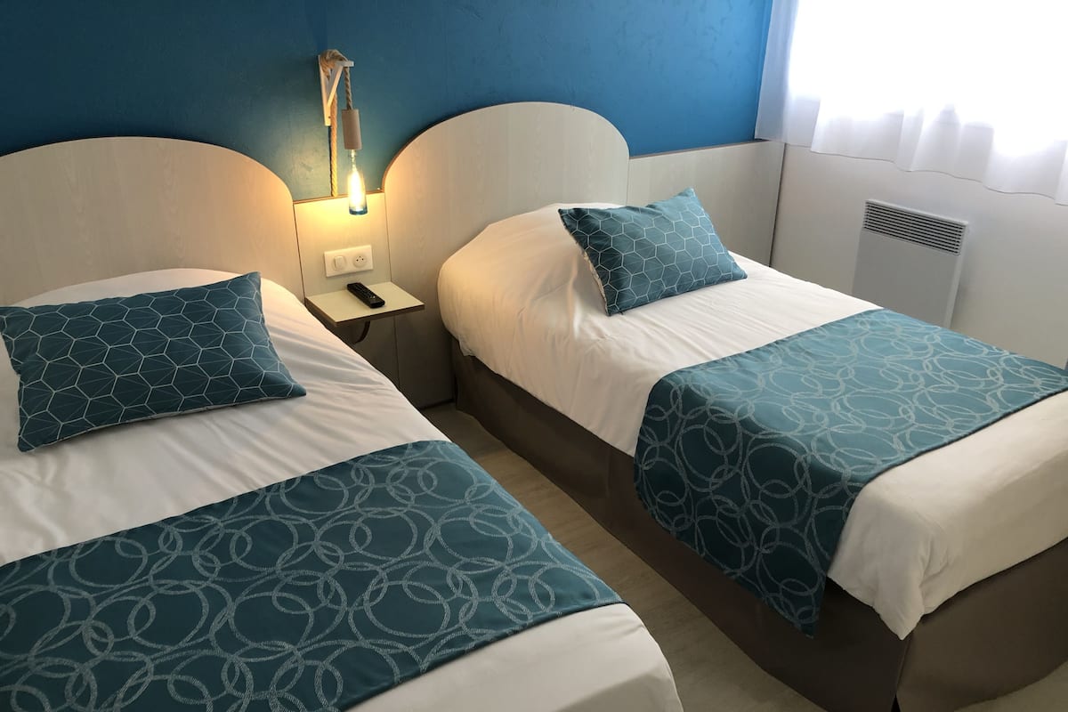 1 bedroom, Select Comfort beds, individually furnished, desk