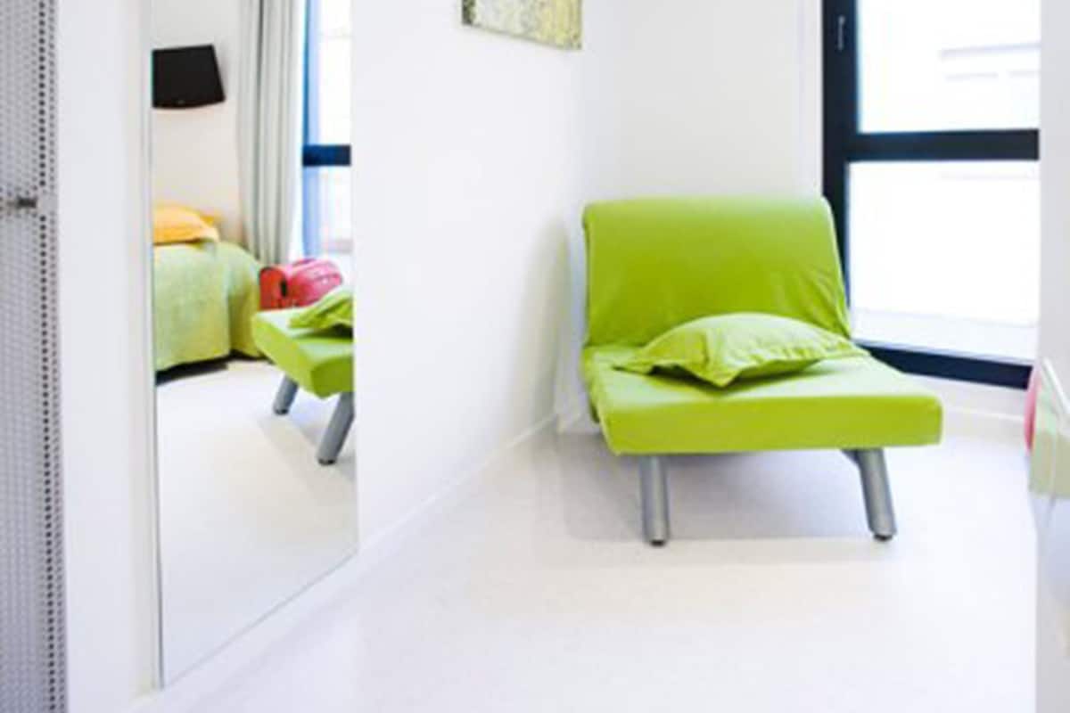 Kamar Single | Kedap suara dan Wi-Fi gratis