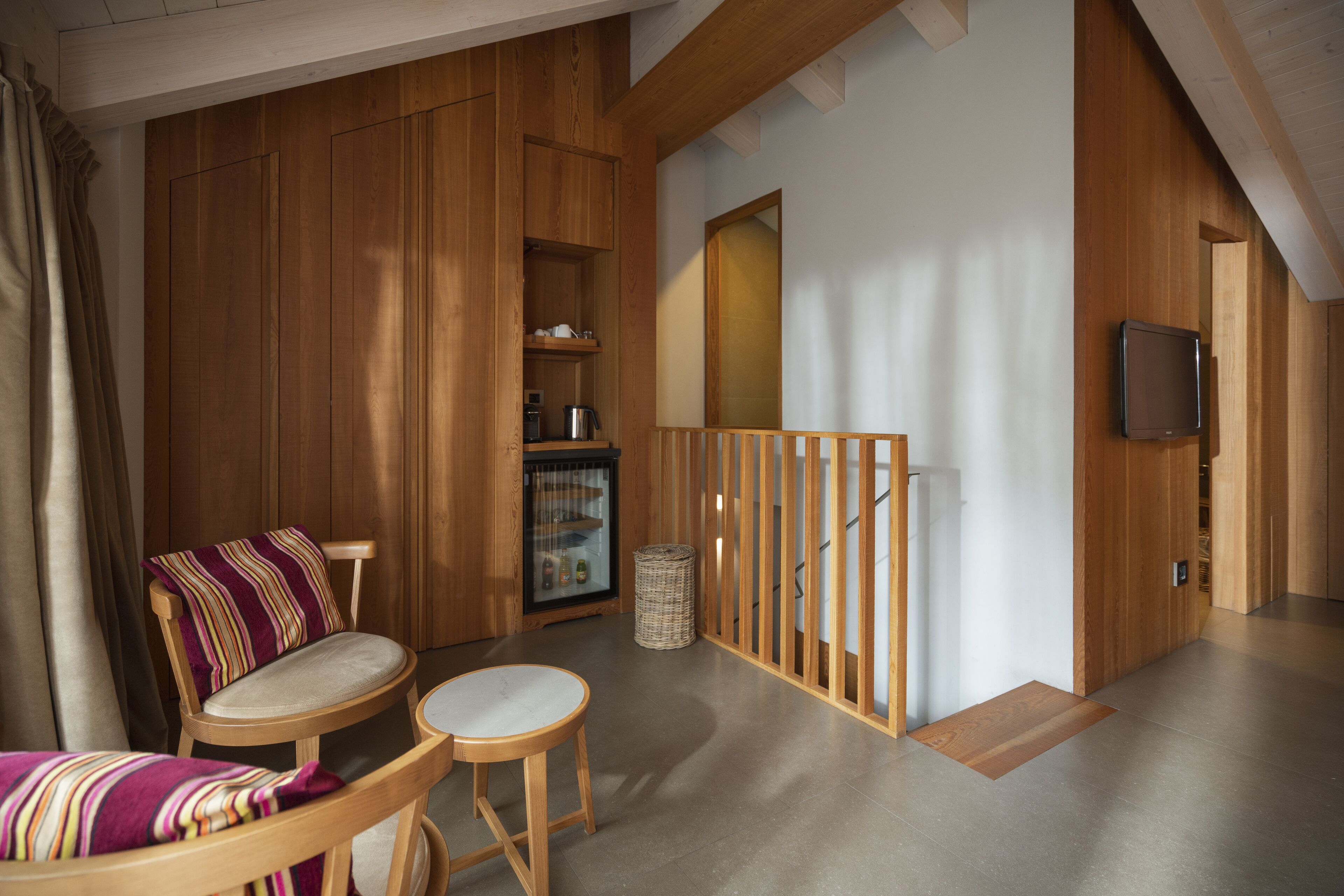 design duplex | 2 bedrooms, pillow-top beds, minibar, in-room safe