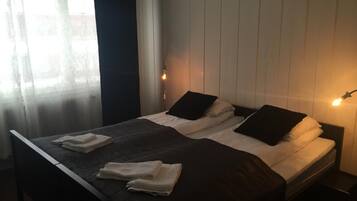 Pillow-top beds, desk, iron/ironing board, free WiFi