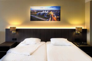 1 bedroom, premium bedding, individually decorated, desk - Arass Hotel & Business Flats (Antwerp)