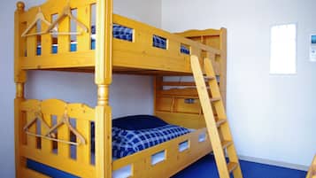 Fælles sovesal - kun kvinder (1 Bed) | Dundyner, mørklægningsgardiner, gratis Wi-Fi, sengetøj
