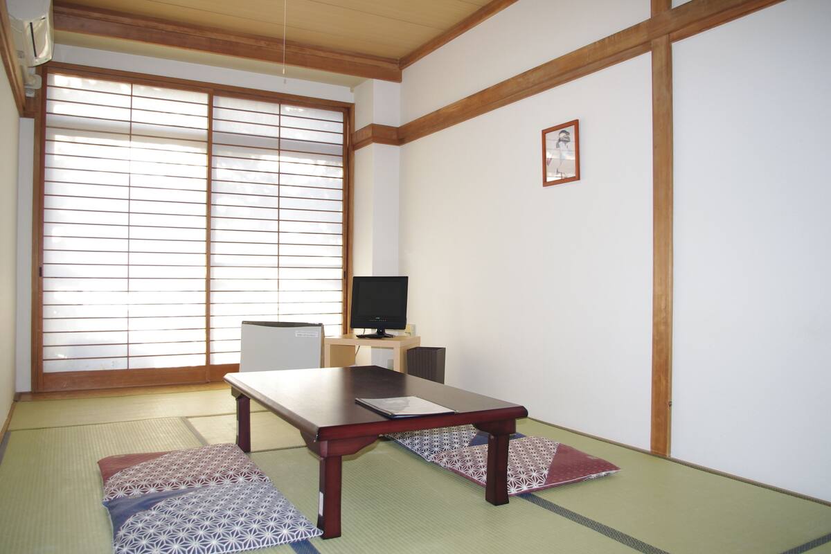 客房 | 羽绒被、免费 WiFi、床单