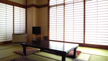 Japanese traditional room with bathroom (Adult 5-6) | Down comforters, free WiFi, bed sheets