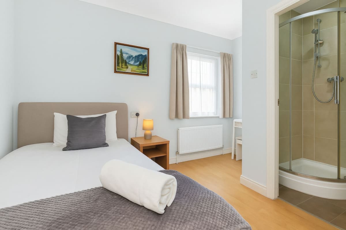Deluxe Single Room, Ensuite