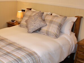 Double Room, Ensuite, Garden View - Sibton White Horse Inn (Saxmundham)