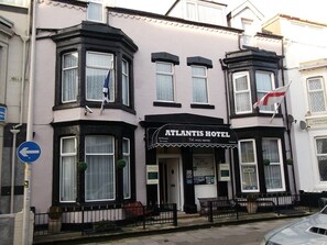 Exterior - Atlantis Hotel Blackpool (Blackpool)