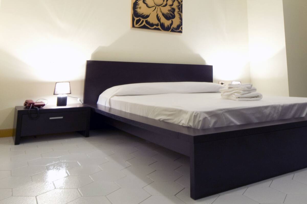 Phòng 3, quang cảnh biển | Bộ đồ giường cao cấp, nệm có lớp đệm bông