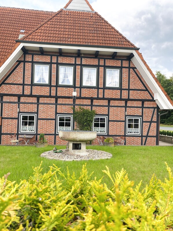 Front of property - Hotel-Restaurant Auerhahn (Grevenkrug)