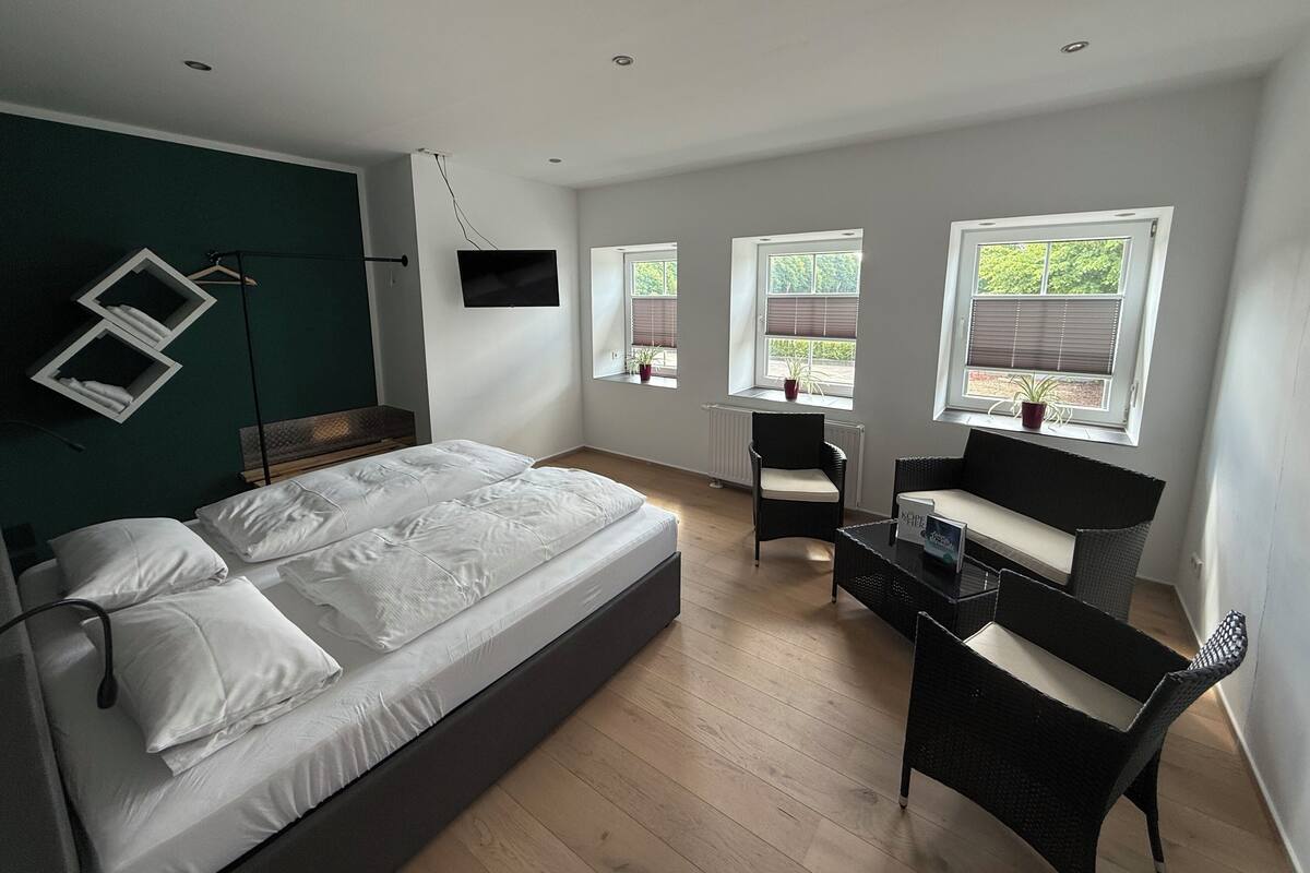 Habitación familiar | Ropa de cama hipoalergénica, escritorio, ropa de cama