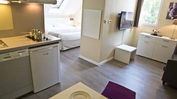 1 bedroom, blackout drapes, soundproofing, iron/ironing board