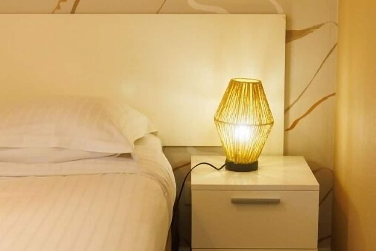 Blackout drapes, soundproofing, iron/ironing board, free WiFi