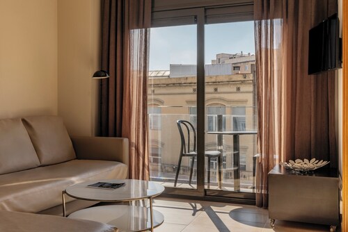 Gran de Gràcia Apartments