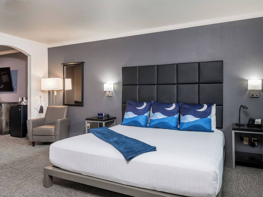 Suite, 1 très grand lit