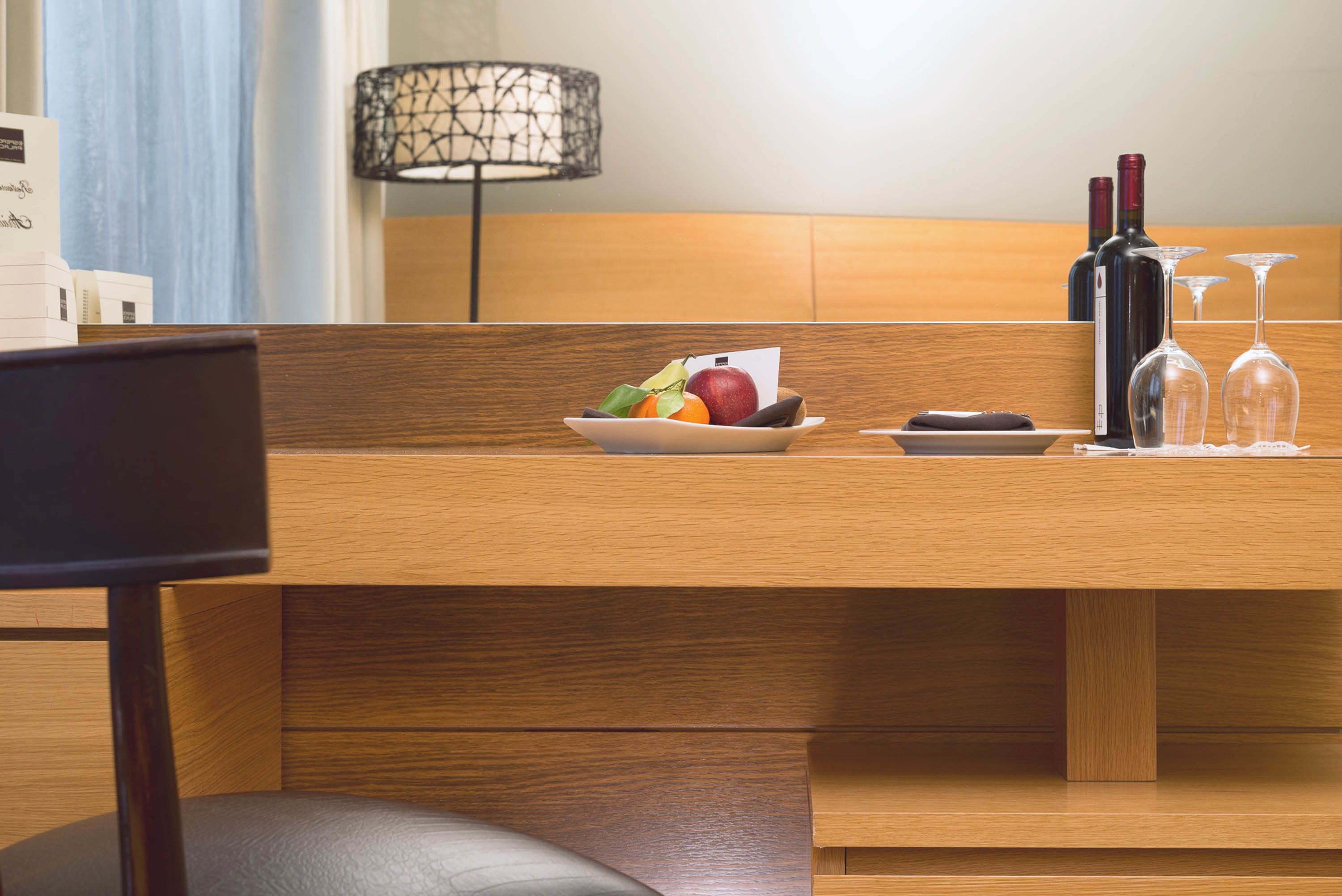 in-room business centre